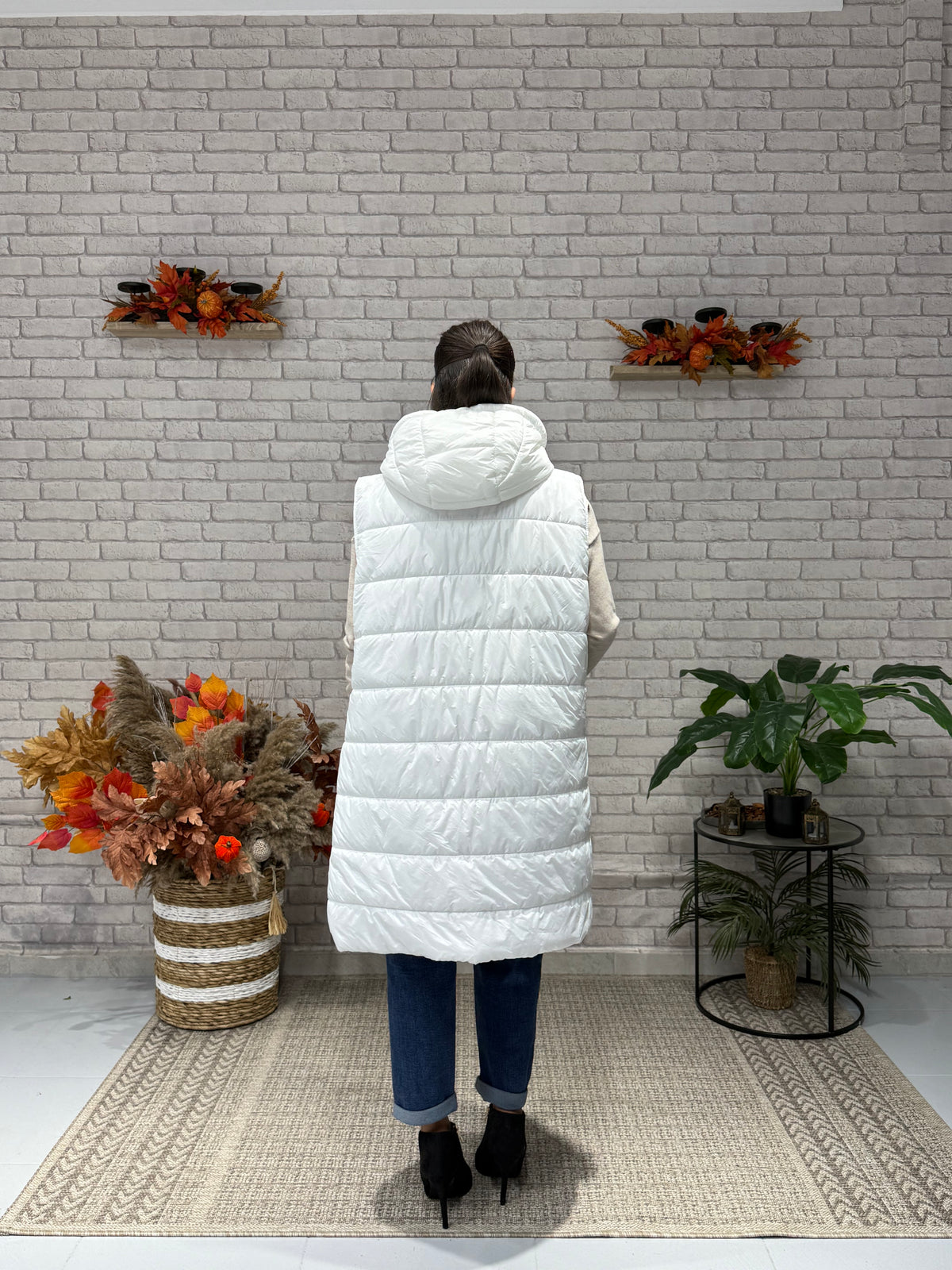 Καπιτονέ oversize μπουφάν με αποσπώμενη κουκούλα