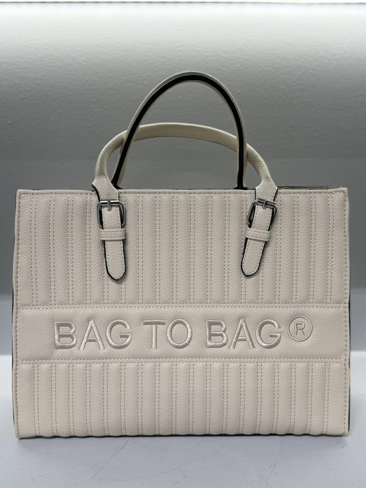 Τσάντα χειρός bag to bag